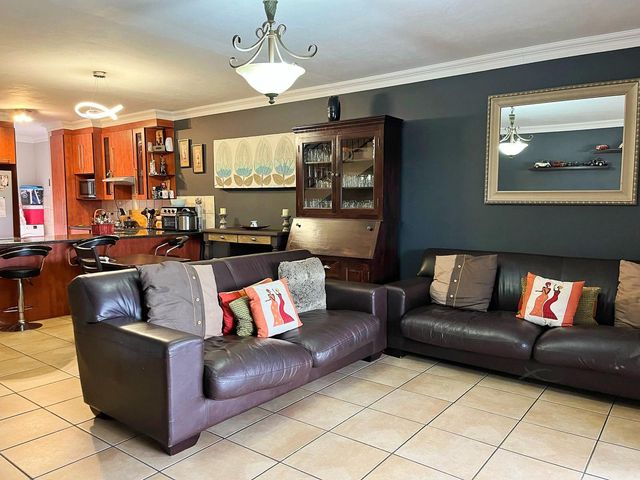 3 Bedroom Property for Sale in Melodie North West